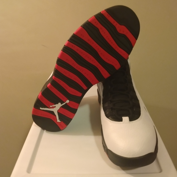 Jordan 10 size 12 - Picture 2 of 3